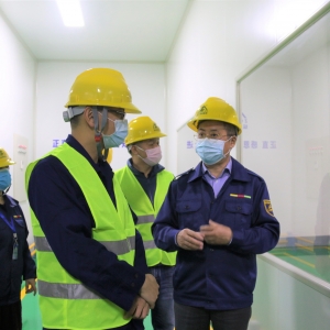 南寧市消防檢查組領(lǐng)導一行蒞臨縱覽集團檢查指導工作